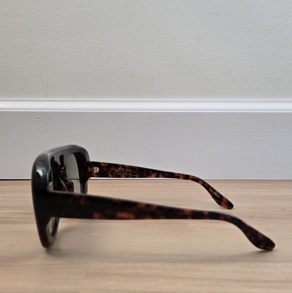 dezi | pusha | oversized aviator sunglasses | tortoise | woman owned - Picture 2 of 8